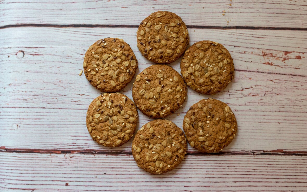 12 receitas de biscoitos caseiros para comer tomando café