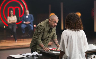 Primeiro dia de duelos do MasterChef aprova quatro candidatos; saiba o que rolou!