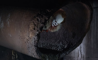 “It”: terror baseado em obra de Stephen King ganha trailer sinistro