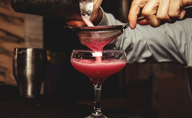 9 drinks com vinho para provar a dois ou com os amigos neste outono/inverno