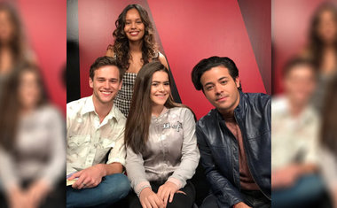 Maisa entrevista elenco de "13 Reasons Why" e surta no Twitter; confira!