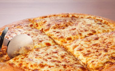 Pizza Hut faz promoção 'dois por um' no Dia da Pizza