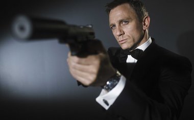 Daniel Craig renova contrato com a franquia 007