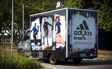 Confira a programação completa da SportsBase Na Rua, truck da adidas que rola neste fim de semana