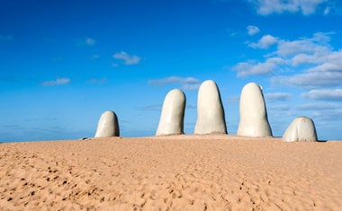 Conheça Punta Del Este, no Uruguai, com passagens por apenas R$ 644 (ida e volta) com taxas 