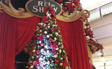 Shopping Pátio Paulista celebra o Natal com decoração e apresentações inspiradas no filme 'O Rei do Show'