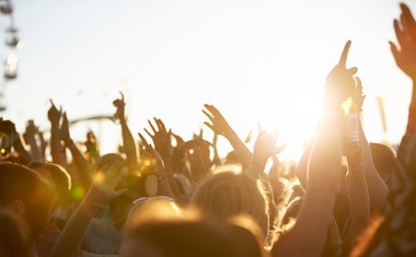 Lollapalooza 2018 terá tardes quentes e pancadas de chuva; confira a previsão do tempo para o festival