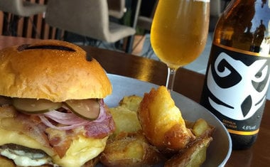 Restaurante no Jardim Pamplona Shopping oferece cerveja artesanal como cortesia; confira