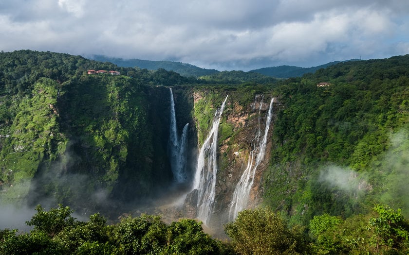 10 Cachoeiras Incríveis Para Você Conhecer Ao Redor Do Mundo