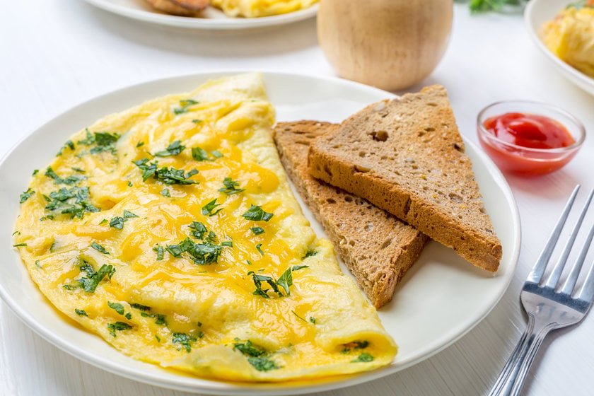 10 receitas diferentes de omelete para incrementar o café da manhã