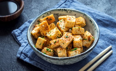 10 receitas preparadas com tofu de dar água na boca