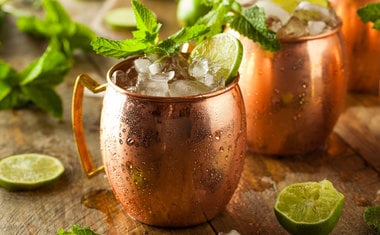 10 receitas de drinks que combinam muito com o Natal