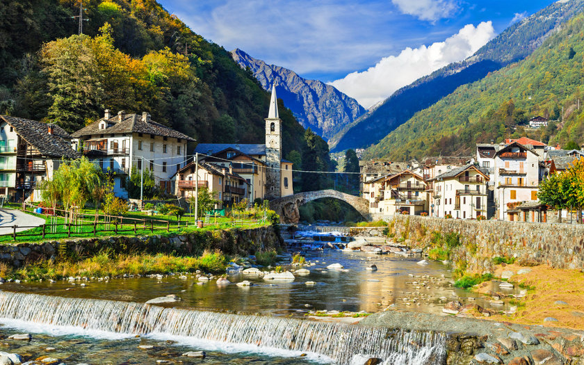 10 Cidades Inacredit Veis Para Visitar Nos Alpes   58579 W840h525 1547138068shutterstock 504951439 Aosta 