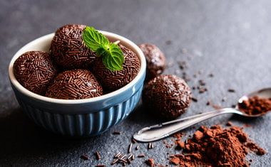 Como fazer um saboroso brigadeiro vegano