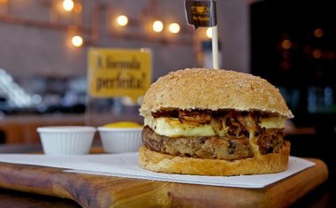 16 lugares para comer hambúrgueres vegetarianos deliciosos em São Paulo