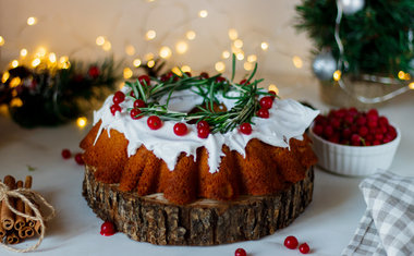 Receita: aprenda a fazer um delicioso bolo de Natal 