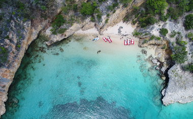 10 praias secretas no Caribe que vão te surpreender