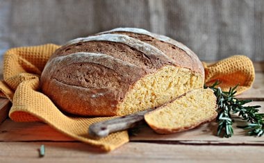 Australiano, doce e de milho: 12 receitas de pão que vão te surpreender 