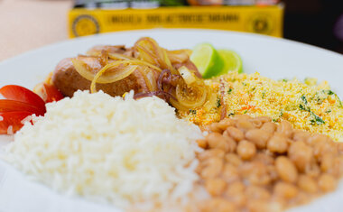 De feijoada à parmegiana, aprenda a fazer versões veganas dos famosos PFs de São Paulo