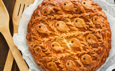 Torta de bacalhau é ótima pedida para o almoço ou jantar; veja a receita!