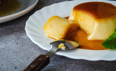 Receita fácil de pudim de micro-ondas vai te surpreender; veja o passo a passo!