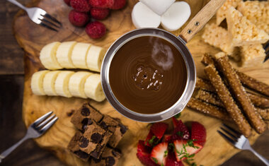 Receita: veja como fazer fondue de brigadeiro