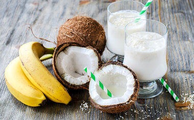 Frapê de coco com banana é simples e fácil de fazer; veja a receita! 