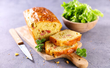 Receita: aprenda a fazer pão de linguiça em casa