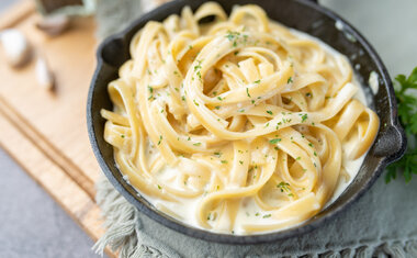 Fettuccine Alfredo: aprenda a receita original do Olive Garden