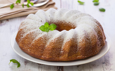 Bolo de abacaxi com hortelã vai te surpreender pelo sabor; confira!