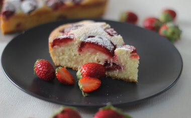 Receita: aprenda a fazer bolo de morango