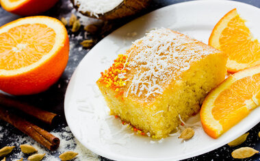 10 receitas de bolo de laranja que vão te surpreender