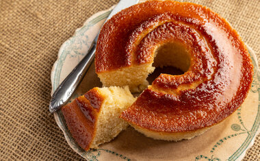 Bolo de Tapioca simples e fofo é fácil de fazer; veja a receita!