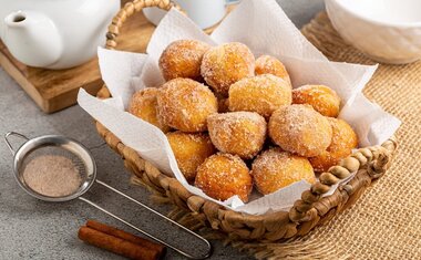 Receita: Bolinho de Chuva sequinho e simples de fazer! 