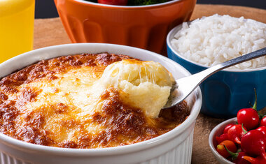 Receita de escondidinho de couve-flor e gorgonzola vai te surpreender; veja o passo a passo!