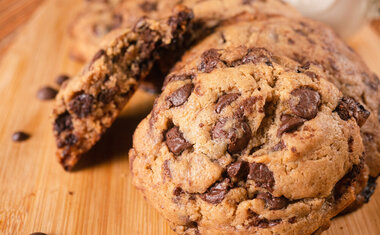 Receita de Cookie Americano Simples para uma sobremesa fácil e rápida!