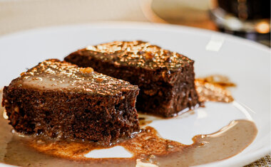 Receita Fit: bolo de chocolate de frigideira fofinho e fácil de fazer!