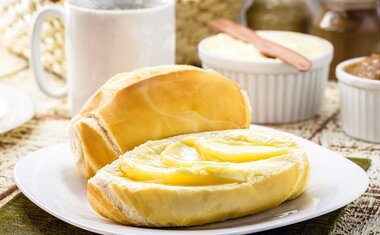 Como fazer pão francês caseiro? Aprenda uma deliciosa receita!