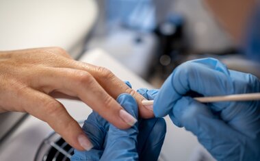 Vai fazer as unhas? Confira 6 cuidados para evitar contaminações