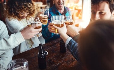 5 lugares para curtir a sexta-feira com os amigos