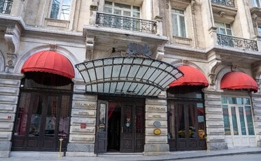 Pera Palace: você sabia que o icônico hotel da série da Netflix existe na vida real?