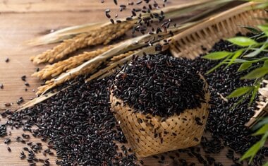 Arroz negro: confira 5 benefícios do grão para a saúde