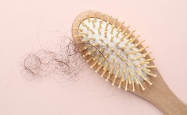 5 ideias geniais para reutilizar suas escovas de cabelo velhas no dia a dia