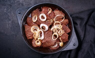 Esse é o melhor corte de carne para fazer um bife acebolado e já desbancou a alcatra