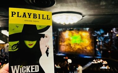 'Wicked': por que Elphaba é verde? Descubra o segredo