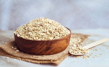 Esta receita super fácil de pão de aveia vai virar o seu novo vício de café da manhã