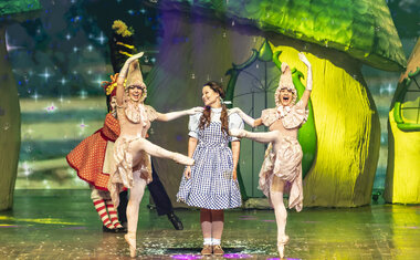 Musical 'O Mágico de Oz' no Teatro Claro Mais SP