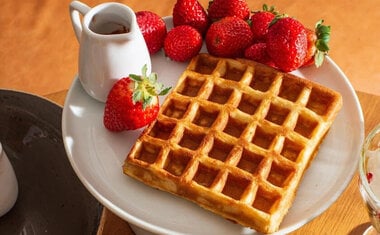 Imagem de destaque para Dia do Waffle: 7 endereços para saborear a famosa sobremesa