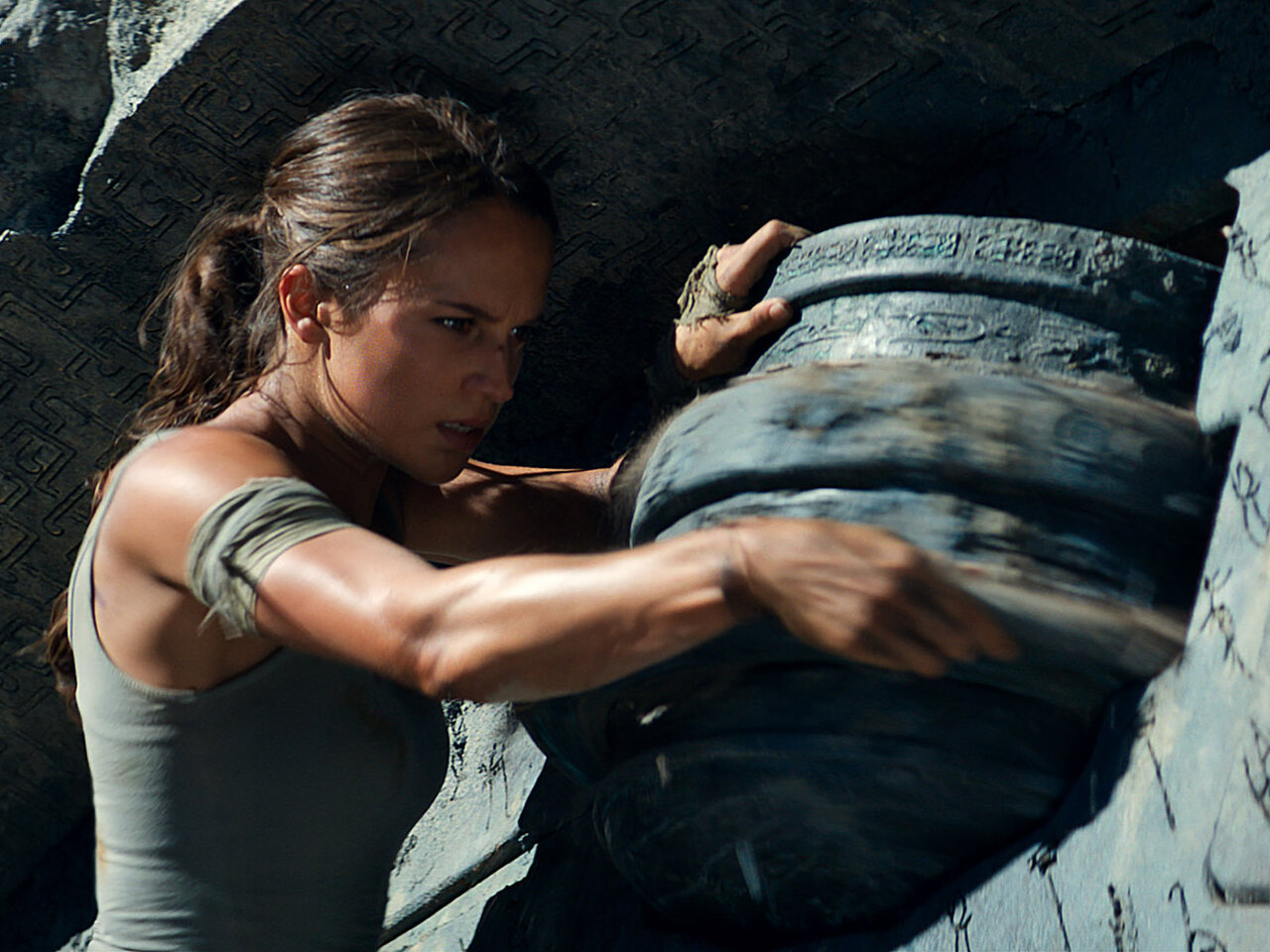 Tomb Raider' e 'Maria Madalena' são atrações nos cinemas de Manaus