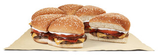 Gastronomia: Burger King lança pizza burger em comemoração ao Dia Mundial da Pizza; saiba mais!